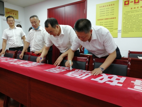甜玉米为什么甜？糖尿病患者能吃玉米吗……上海市农科院优质鲜食玉米进社区